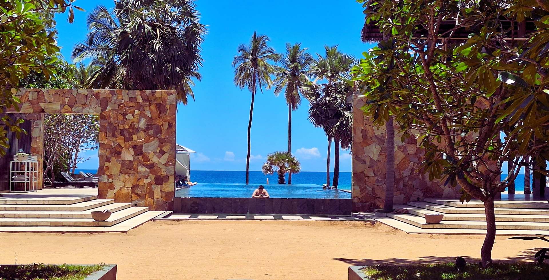 Pasikuda Beach